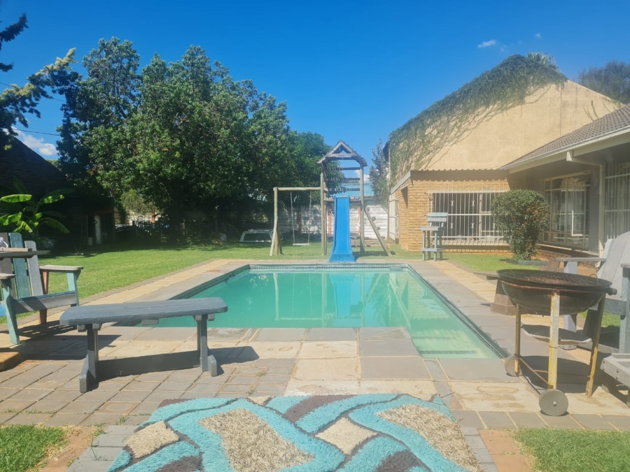 3 Bedroom Property for Sale in Stilfontein Ext 4 North West